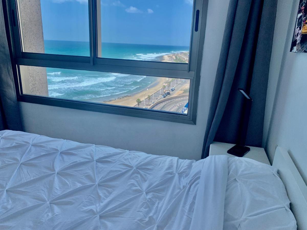Luxurious Beach Apartment Haifa Exterior photo